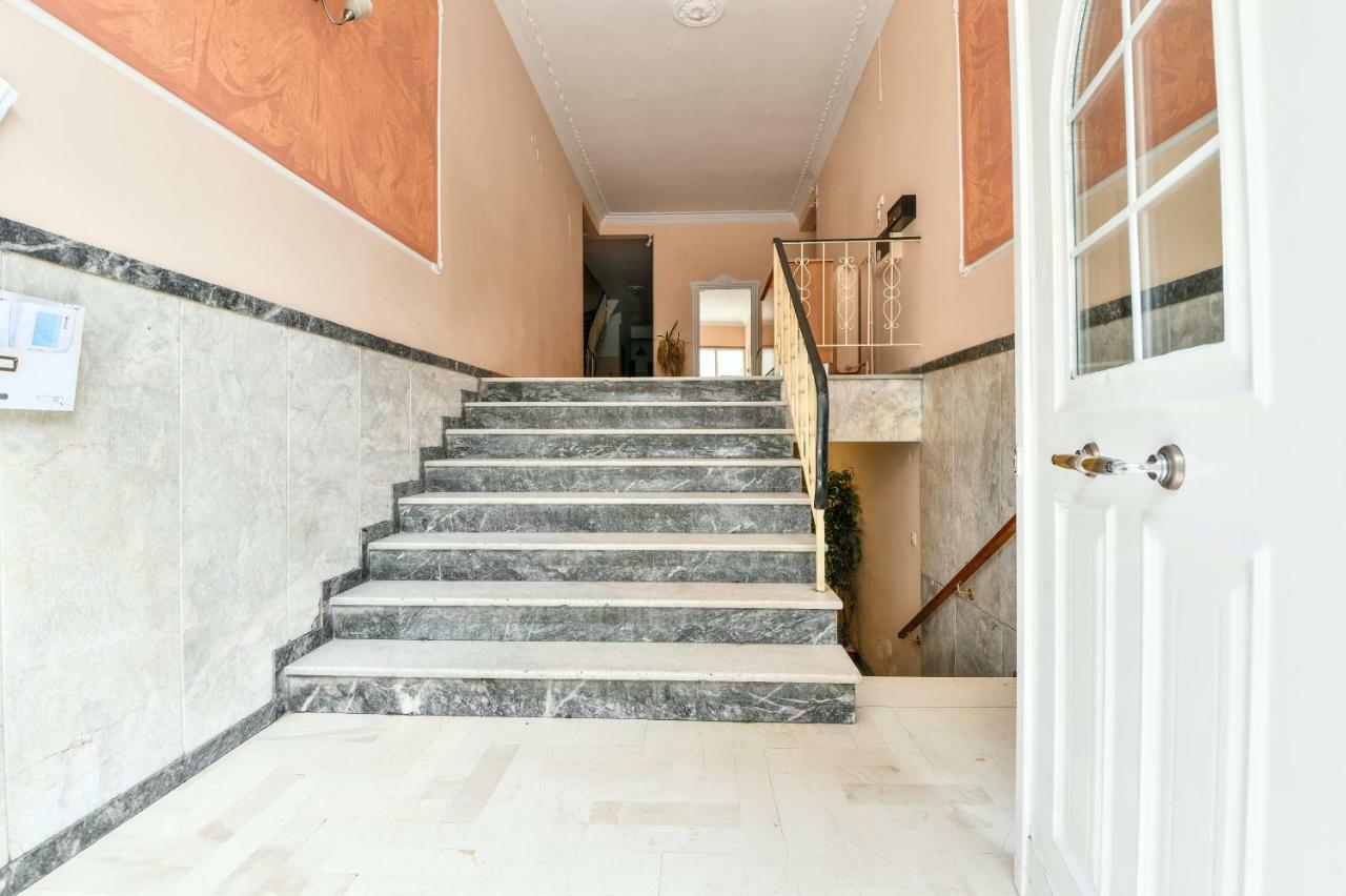 Manolitos Apartments 5 Ateny Zewnętrze zdjęcie